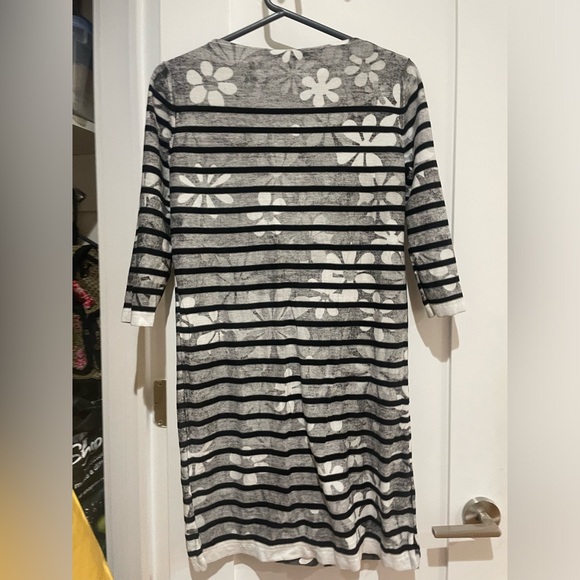Marc Jacobs Striped Flower Shift Dress (Size S) EUC - Picture 10 of 12